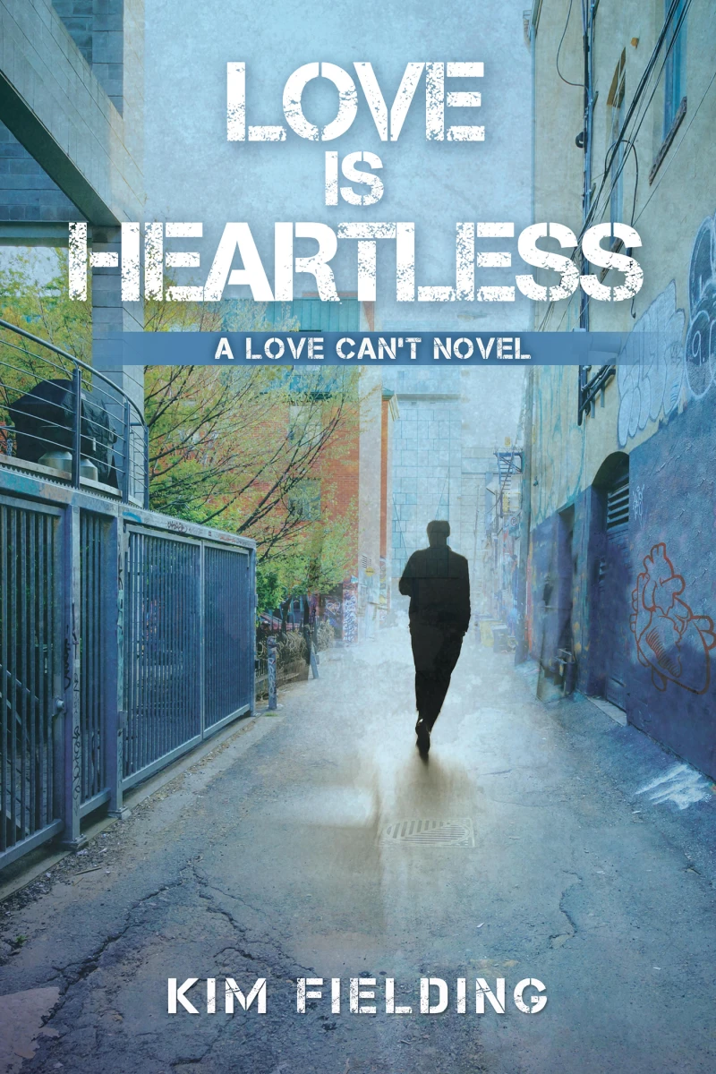 Portada: Love Is Heartless
