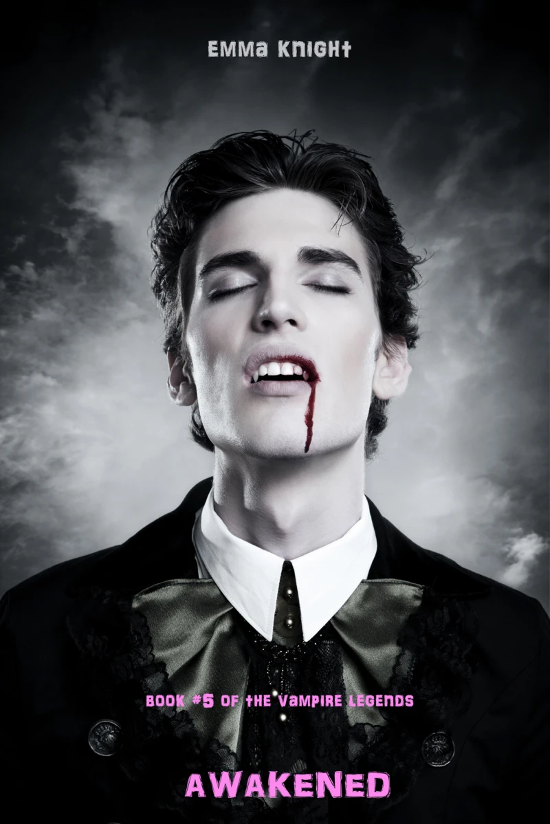 Portada: Awakened (Book #5 of the Vampire Legends)