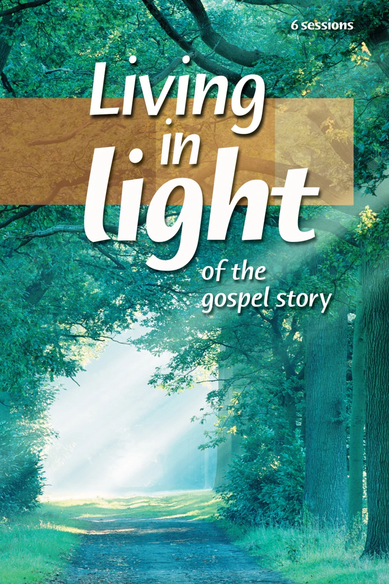 Portada: Living in Light