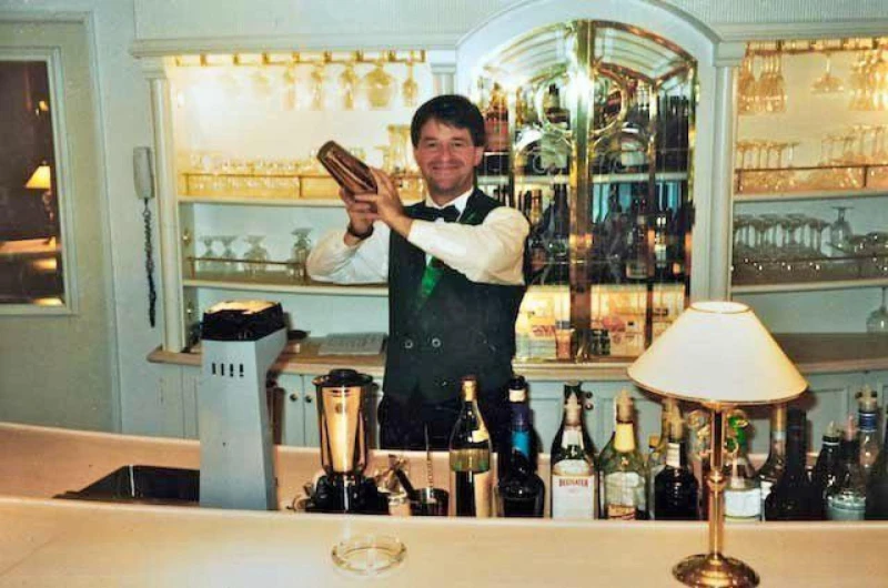 Portada: Become a perfect bartender