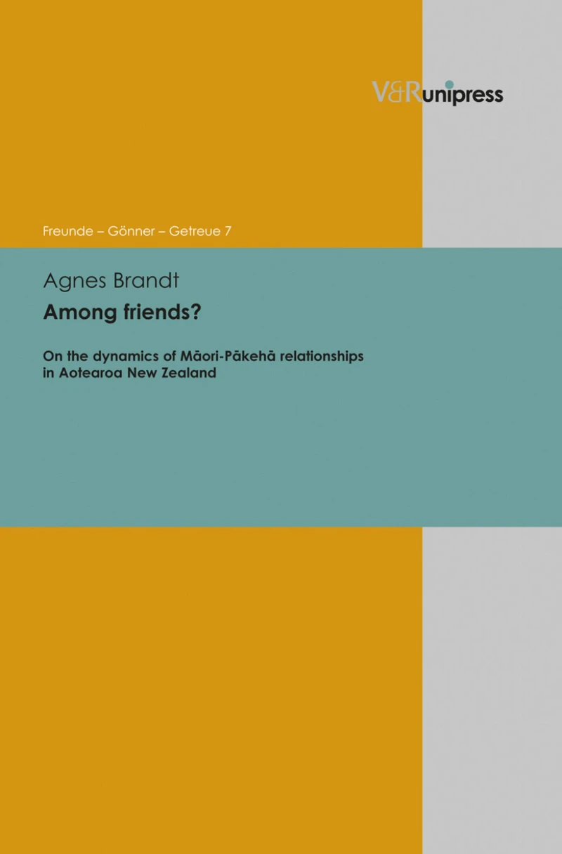 Portada: Among friends?