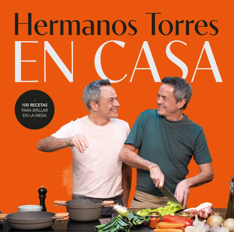 Portada: Hermanos Torres en casa