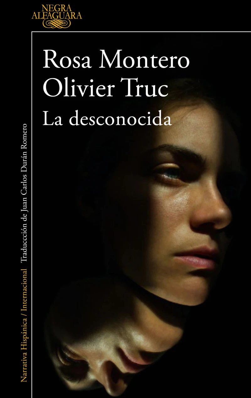 Portada: La desconocida