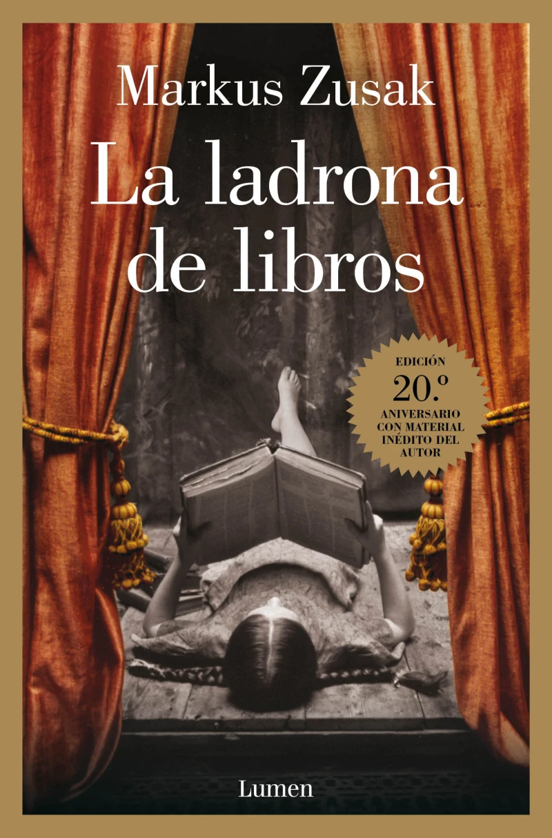 Portada: La ladrona de libros (edición 20.º aniversario)