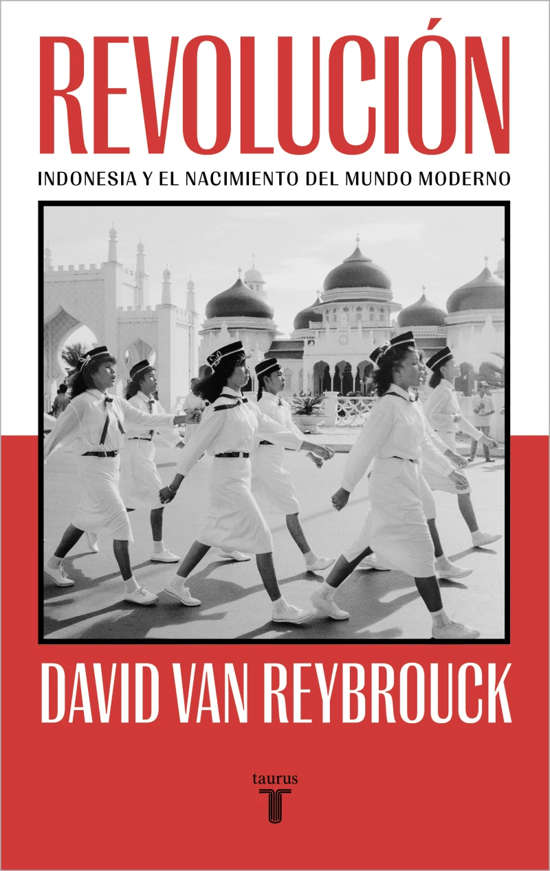 Portada: Revolución