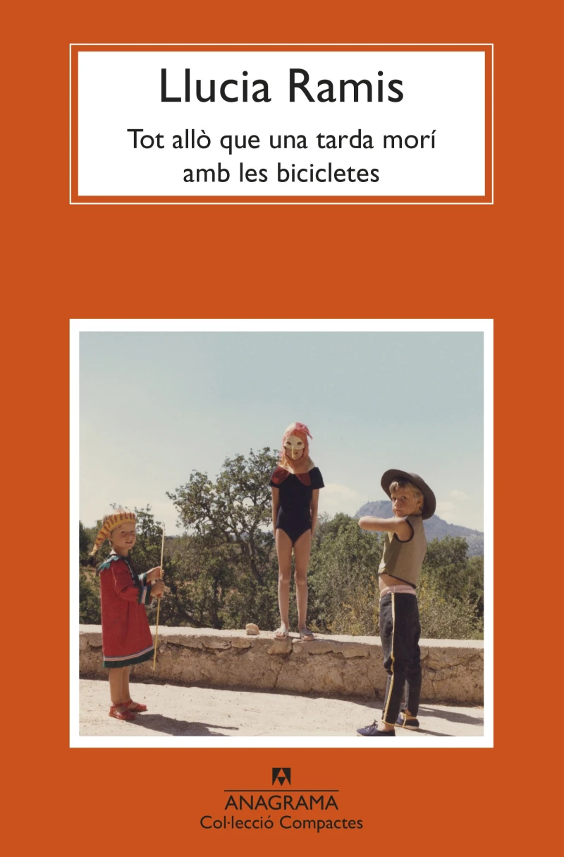Portada: Tot allò que una tarda morí amb les bicicletes