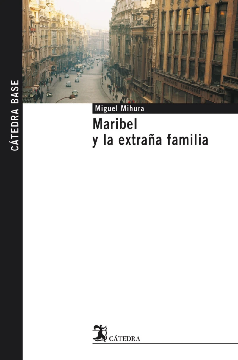 Portada: Maribel y la extraña familia