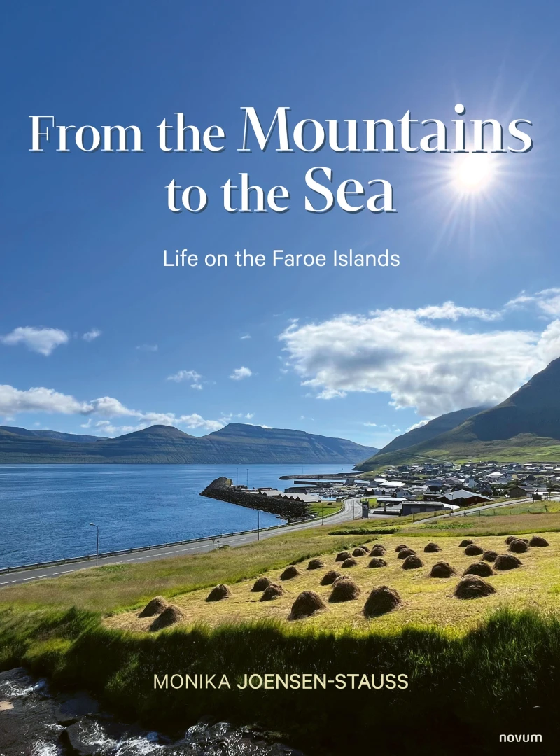 Portada: From the Mountains to the Sea