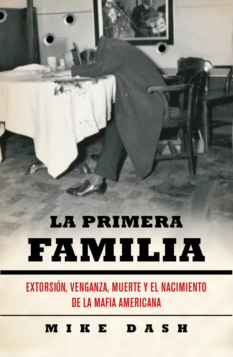 Portada: La primera familia