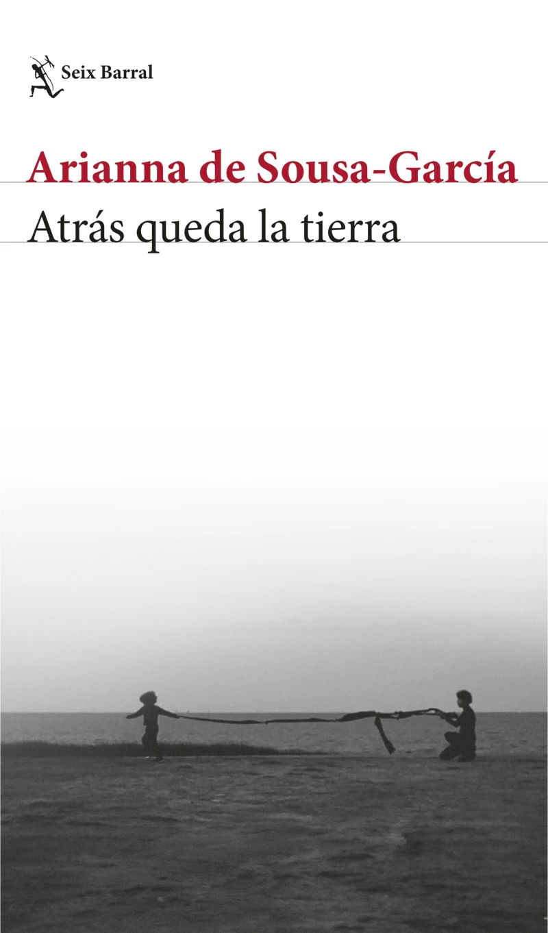Portada: Atrás queda la tierra