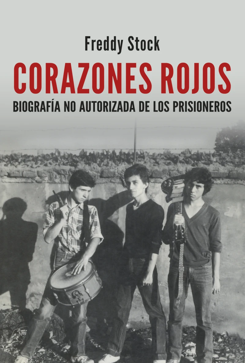 Portada: Corazones Rojos