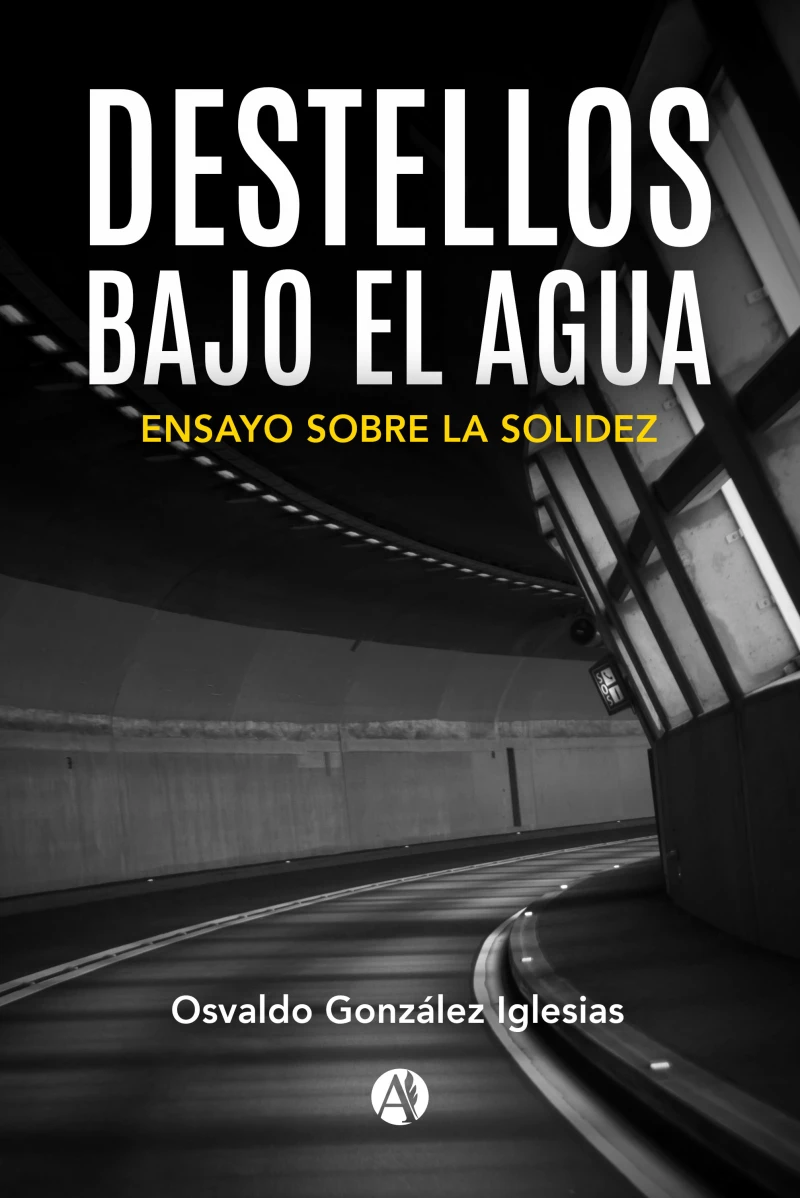 Portada: Destellos bajo el agua
