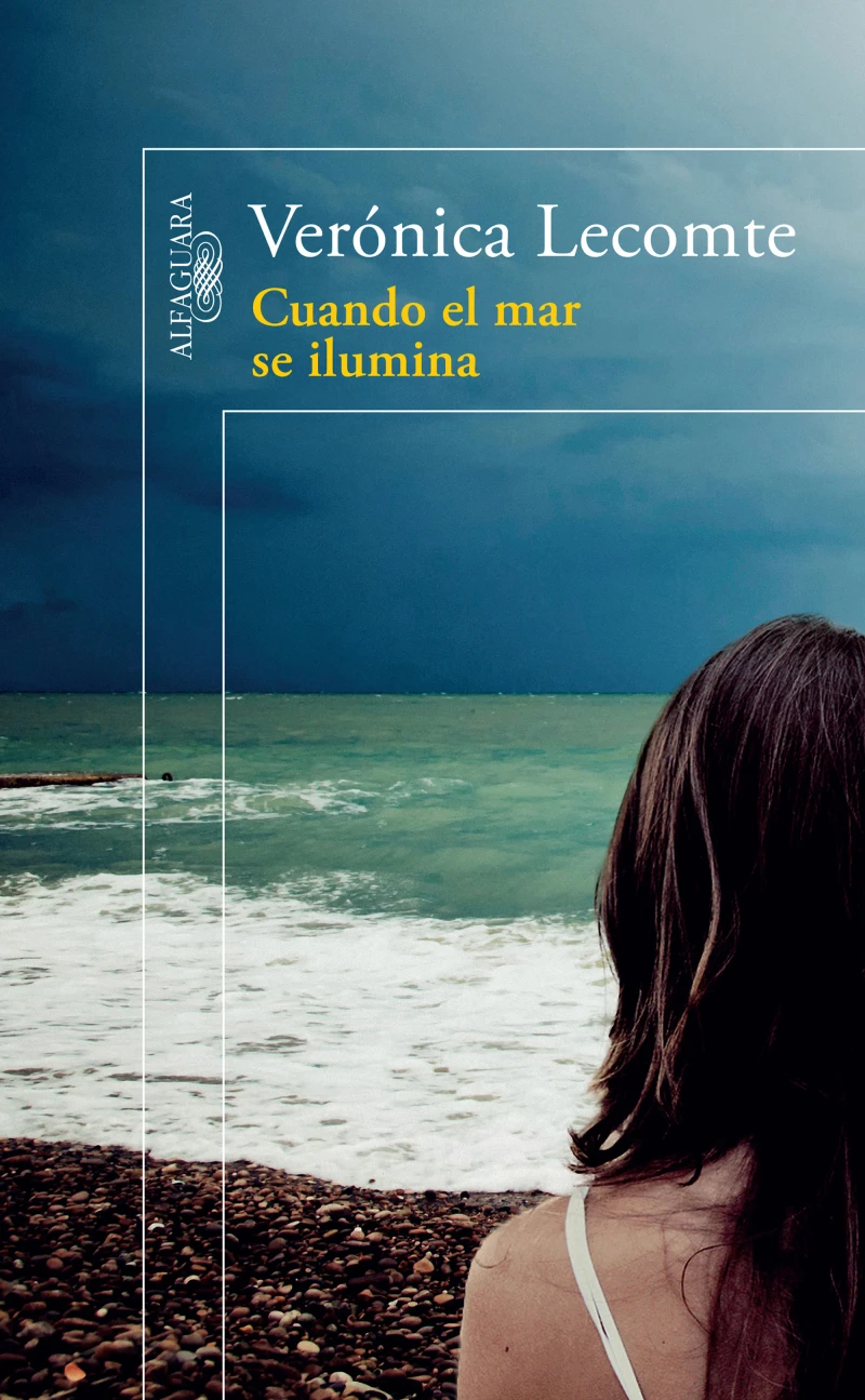 Portada: Cuando el mar se ilumina