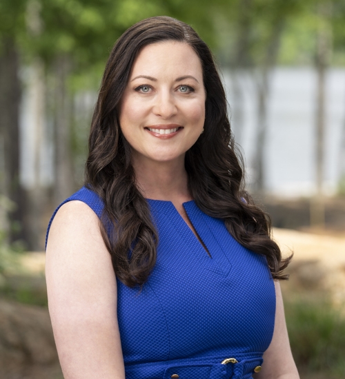 April Evans headshot