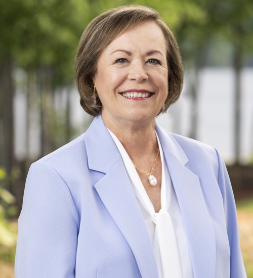 Deborah Balicki headshot