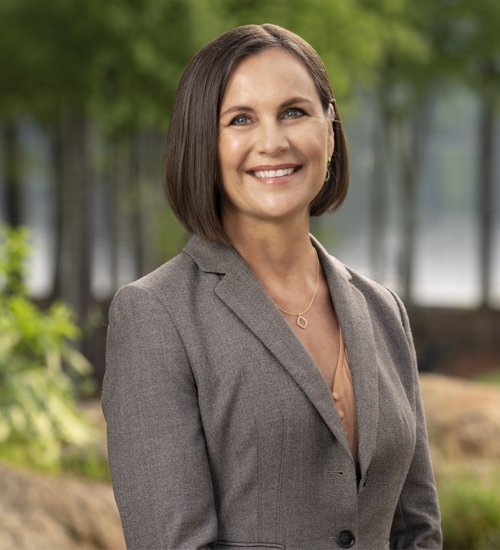 Debbie Daly headshot