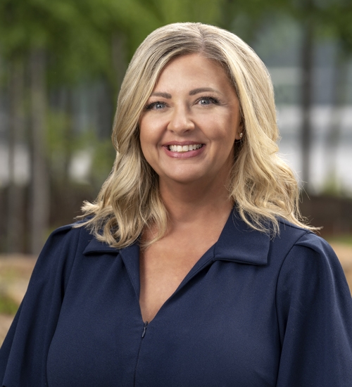 Glenda Martin headshot