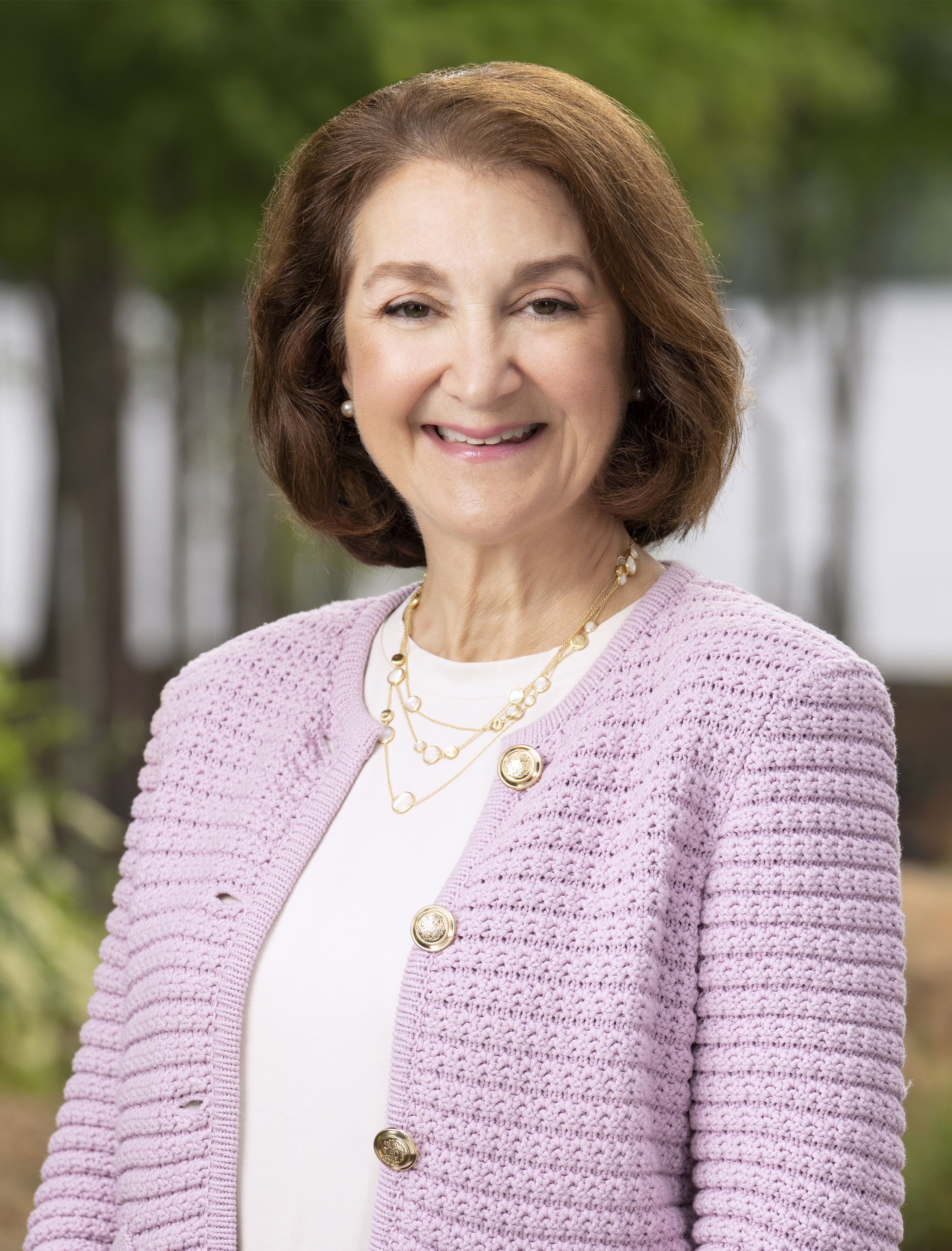 Karen Saltzbart headshot