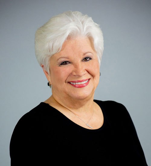 Rhonda Cook headshot