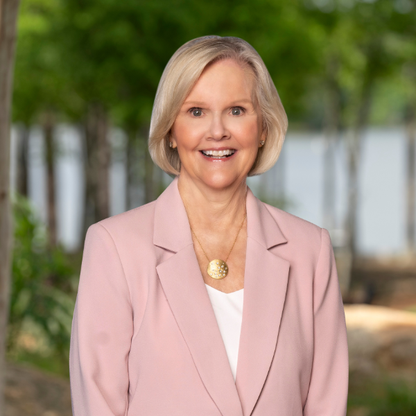 The People Behind the Properties | Meet Diane Spires