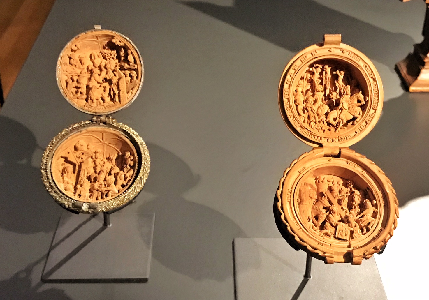 prayer nuts byt Theodrici 1500s These are tiny!