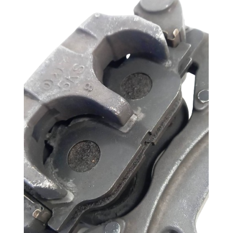 Pinça Dianteira Direita Yamaha Modelo XJ6 N 2011 Origina 040