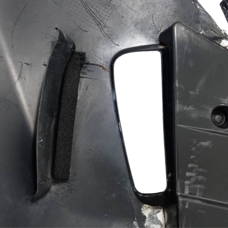 Carenagem Lateral Dta Suzuki Gsx 650F 2009 Origina AVARIA 63