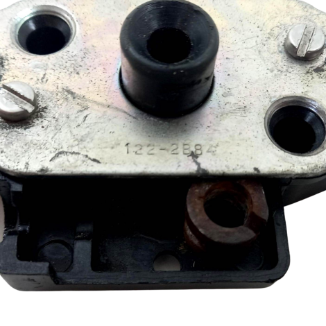 Trava do Banco Suzuki GSXR Srad 1000 Ano 2009 Original (067)