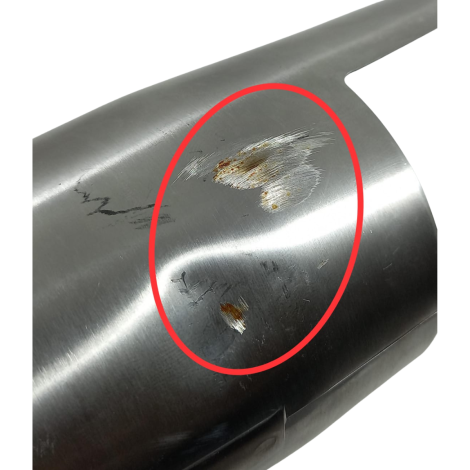 Capa Bengala Superior Direita Midnight Star 950 2010 AVARIA