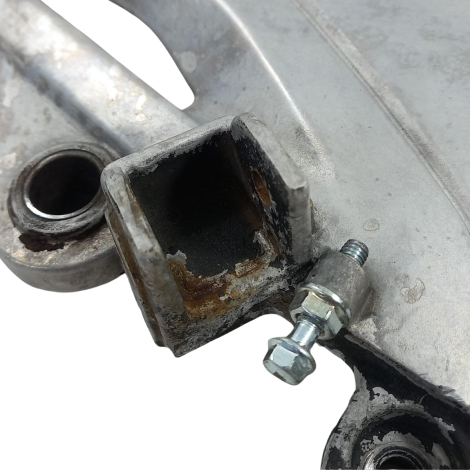 Bacalhau Direito Marca Honda Modelo Cb 300 R 2010 Original