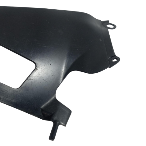 Acabamento Lateral Direito Suzuki Gsxr Srad 750 2009 AVARIA