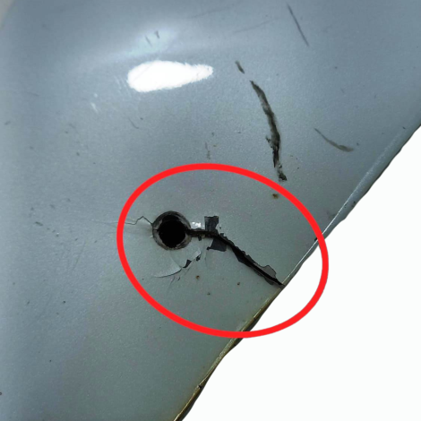 Spoiler Direito Yamaha Modelo YZF R1 2013 Original AVARIA