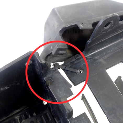 Caixa Bateria Kawasaki Modelo Er6n Ano 2011 Original AVARIA