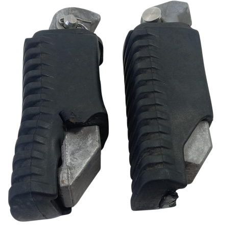 Par Pedaleira Traseira Avaria BMW F800 GS ANO 2017 Original