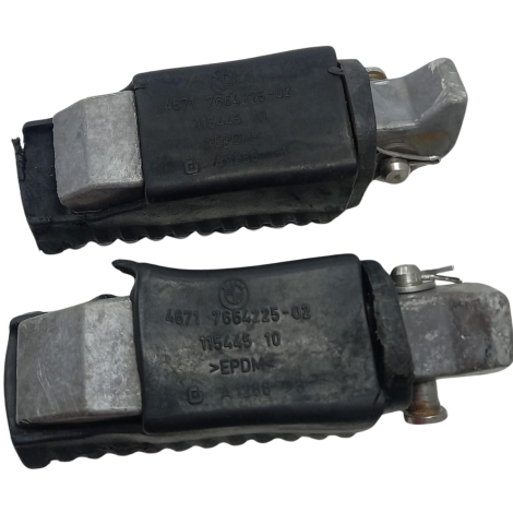 Par Pedaleira Traseira Avaria BMW F800 GS ANO 2017 Original