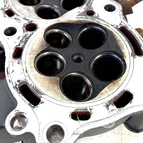Carcaça Cabeçote Marca Yamaha Modelo YZF R1 2004 Original