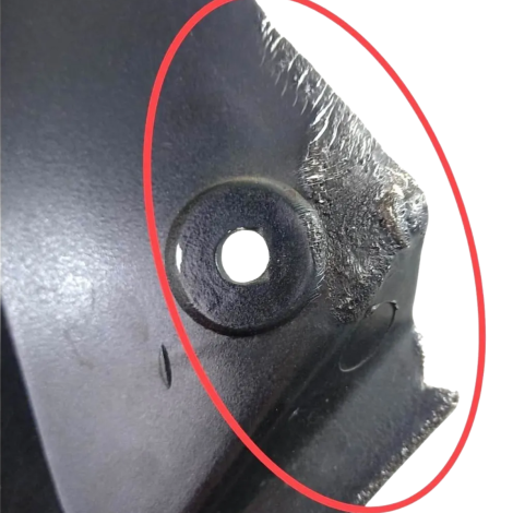 Capa Duto Ar Direito Suzuki Gsxr Srad 1000 Ano 2012 Avaria