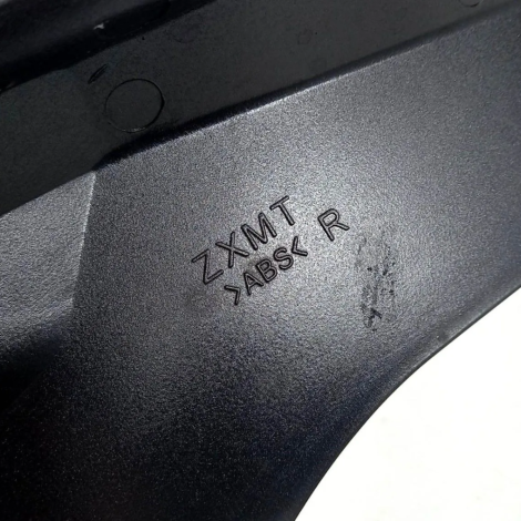 Capa Duto Ar Direito Suzuki Gsxr Srad 1000 Ano 2012 Avaria