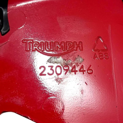 Carenagem Rabeta Inferior Triumph Daytona 675 2014 Avaria