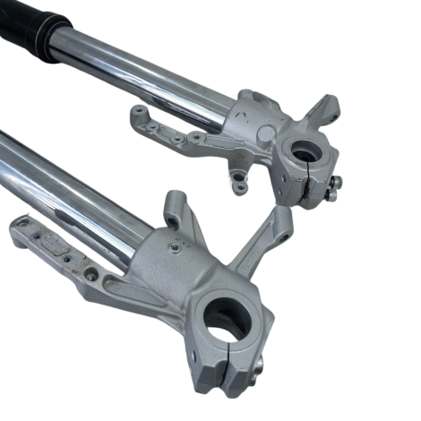 Par Bengalas Marca Ducati Modelo Desert X Ano 2023 Original 
