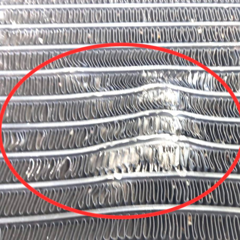 Radiador Óleo Gsx 1300 Modelo Hayaubsa 2012 Original AVARIA