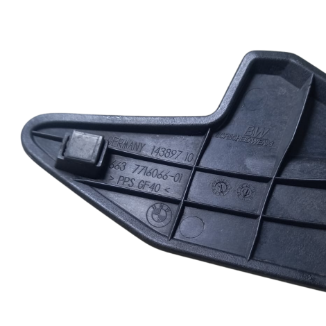 Acabamento Pedaleira Dianteira Esquerda BMW F800 GS Ano 2014