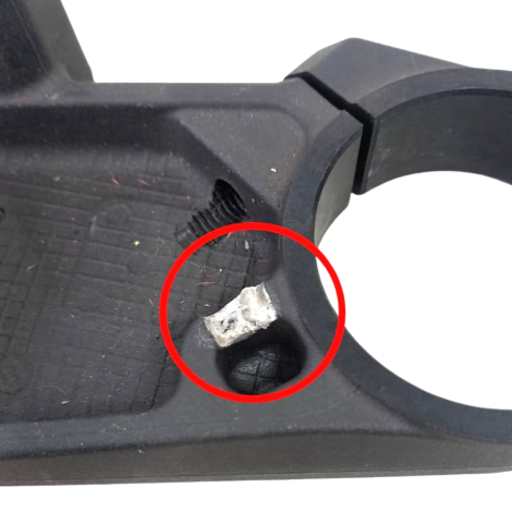 Mesa Superior Suzuki Gsxr Srad 1000 Ano 2007 Original AVARIA