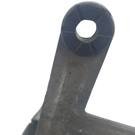 Suporte Inferior Radiador Suzuki Gsxr Srad 1000 2007 Origina