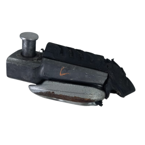 Pedaleira Dianteira Esquerda Kawsaki Z900 2023 Origin Avaria