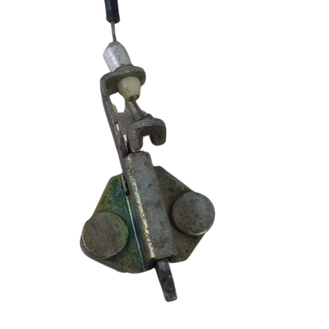 Trava Banco Marca Yamaha Modelo Xt660 Ano 2005 Original