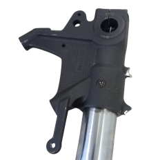 Bota Bengala Direita Suzuki Gsx S750 A Ano 2019 Origi AVARIA