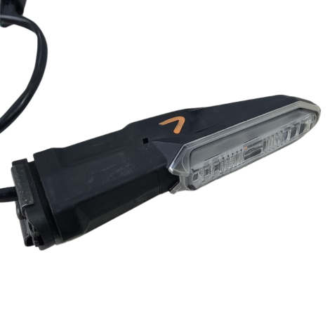 Pisca Dianteiro Direito Kawasaki Z900 Ano 2023 Original