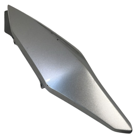 Carenagem Tras Direito Yamaha Modelo XJ6 N Ano 2010 Original