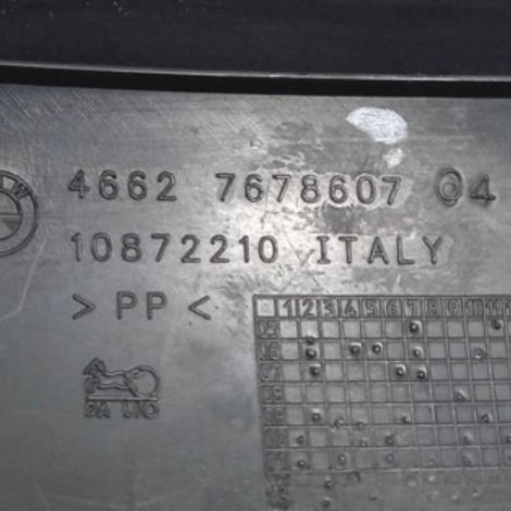 Carenagem Rabeta Esquerda Bmw Modelo F800 R Ano 2015 Origina